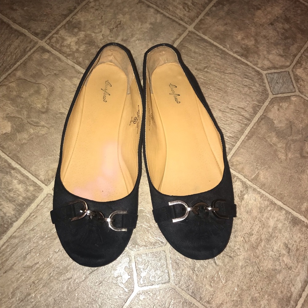 Curfew Black faux suede tassle flats
